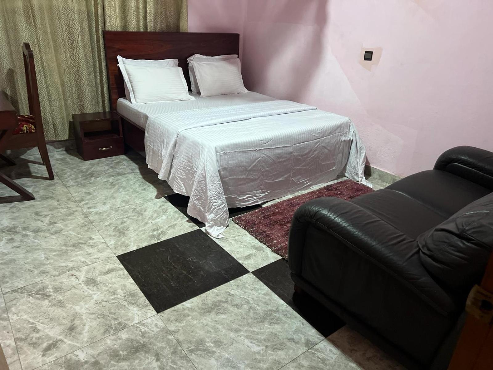 Apex Guest Facility Apartment Buea Exterior photo