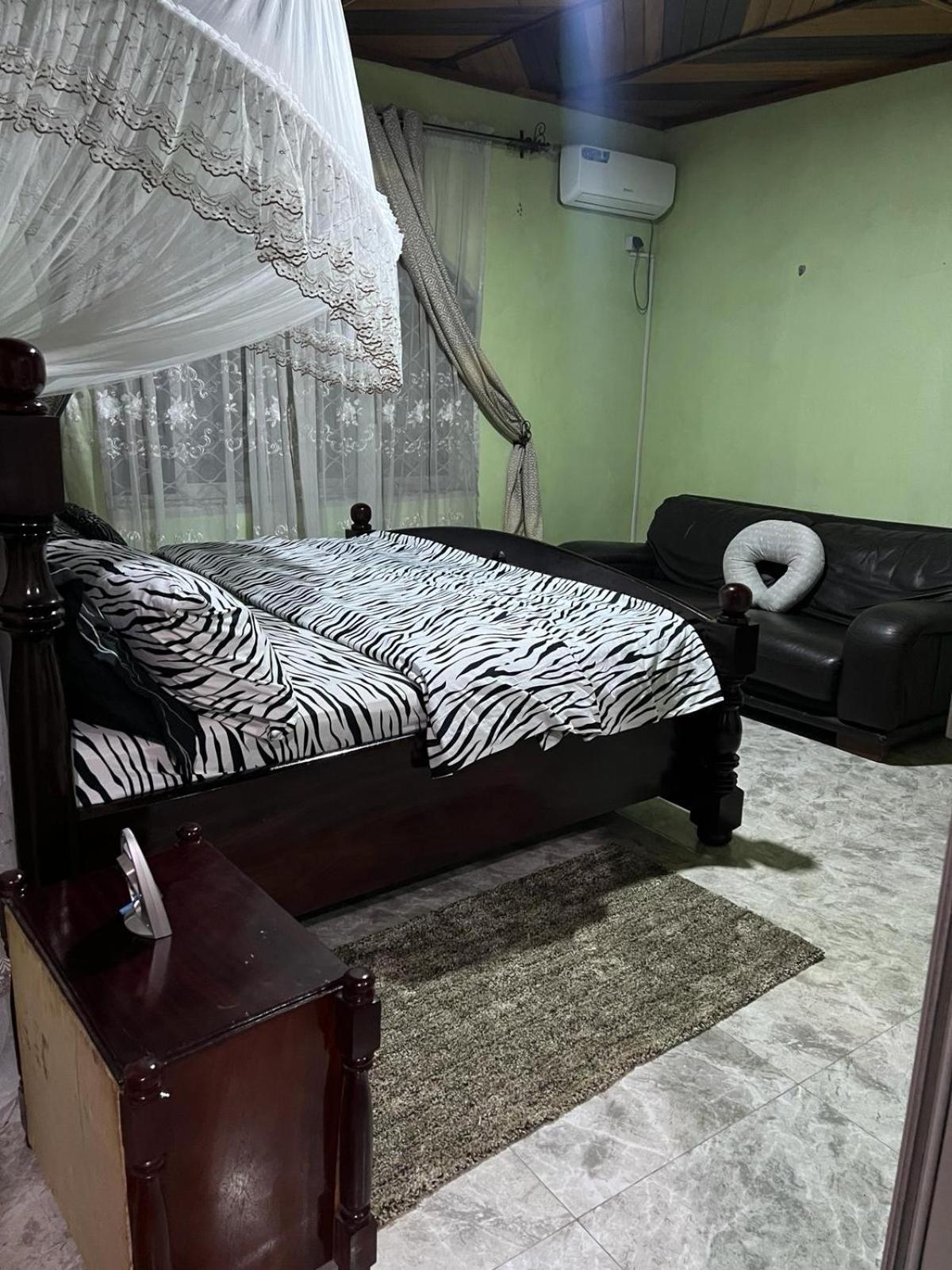 Apex Guest Facility Apartment Buea Exterior photo